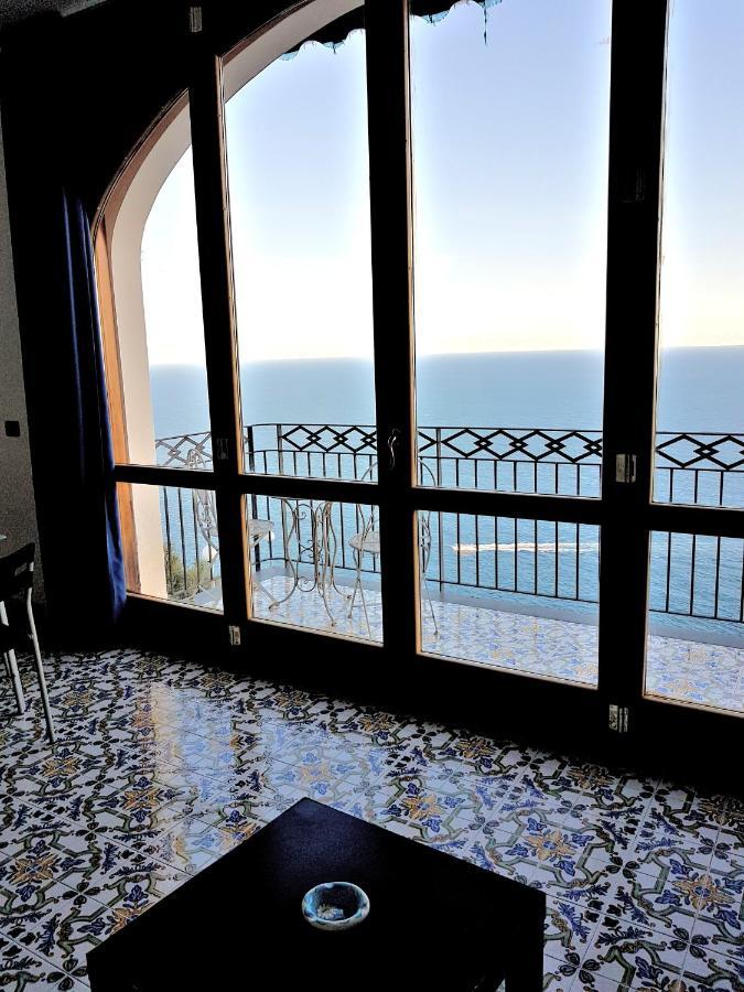 Casa Vacanza "Positano" A Furore Eksteriør billede